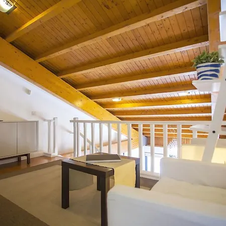Modern Apart. In Principe Real 公寓